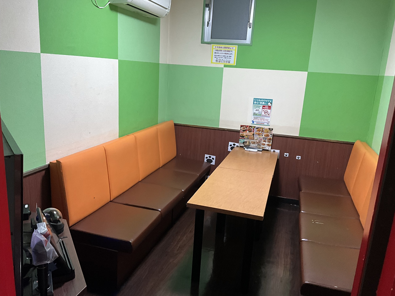 カラオケまねきねこ栃木店ルーム
