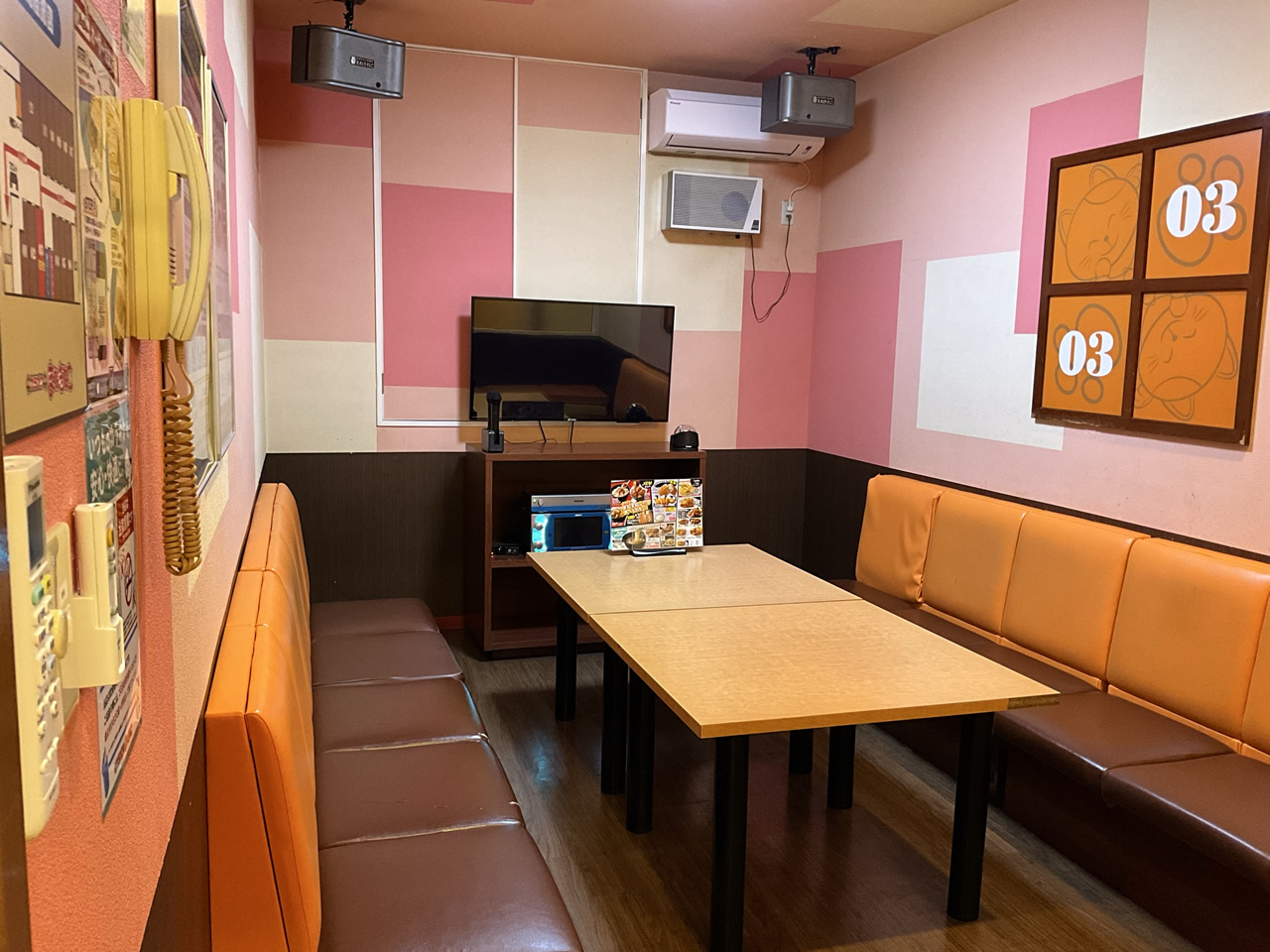 カラオケまねきねこ小諸店ルーム