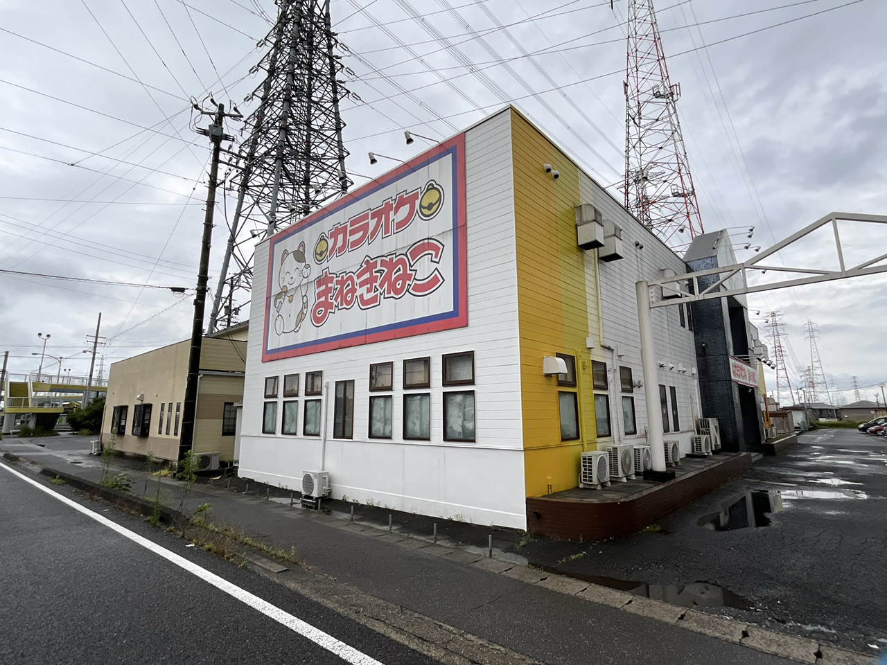カラオケまねきねこ岐阜北方店外観