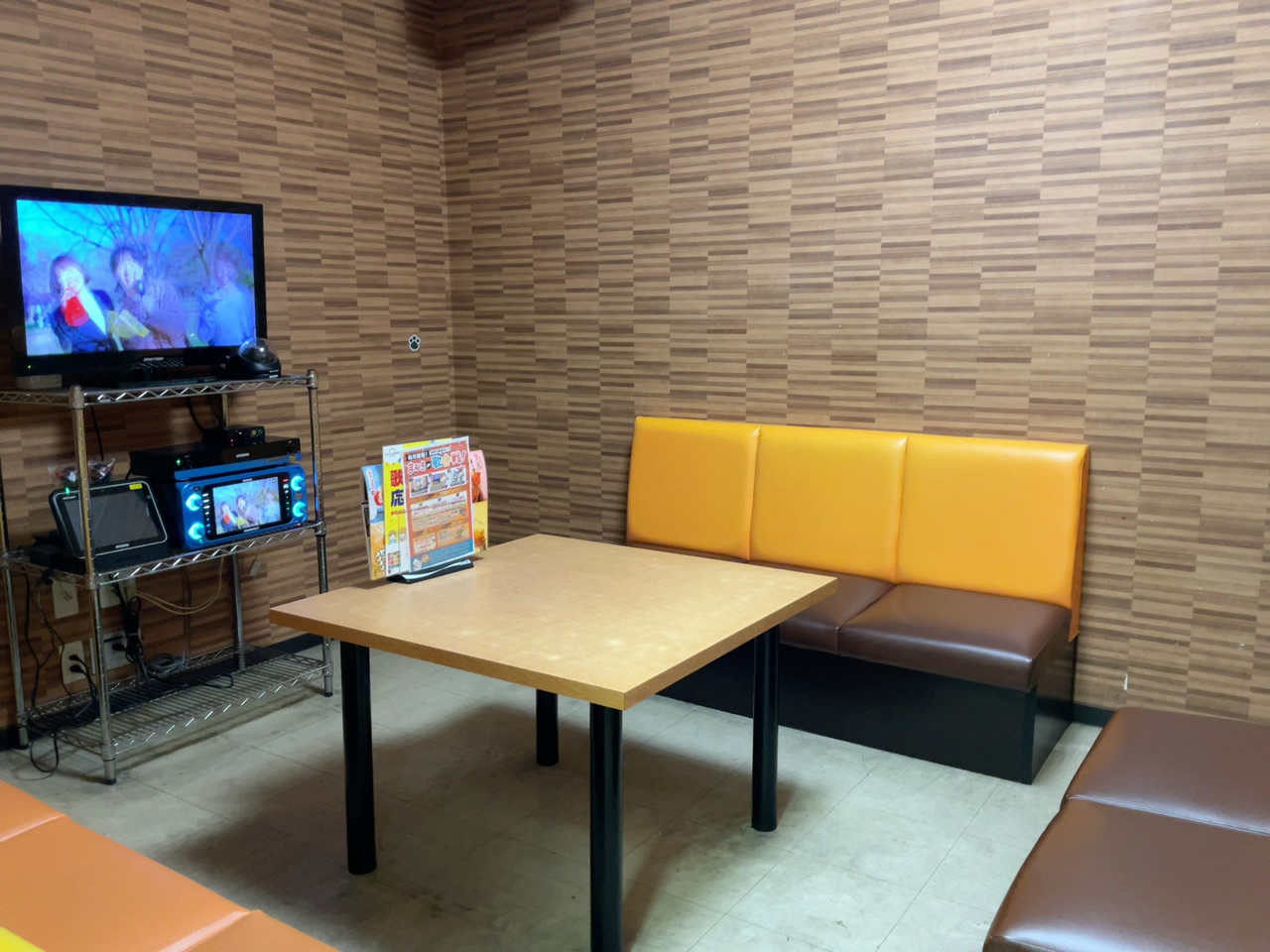 カラオケまねきねこ玉野店ルーム