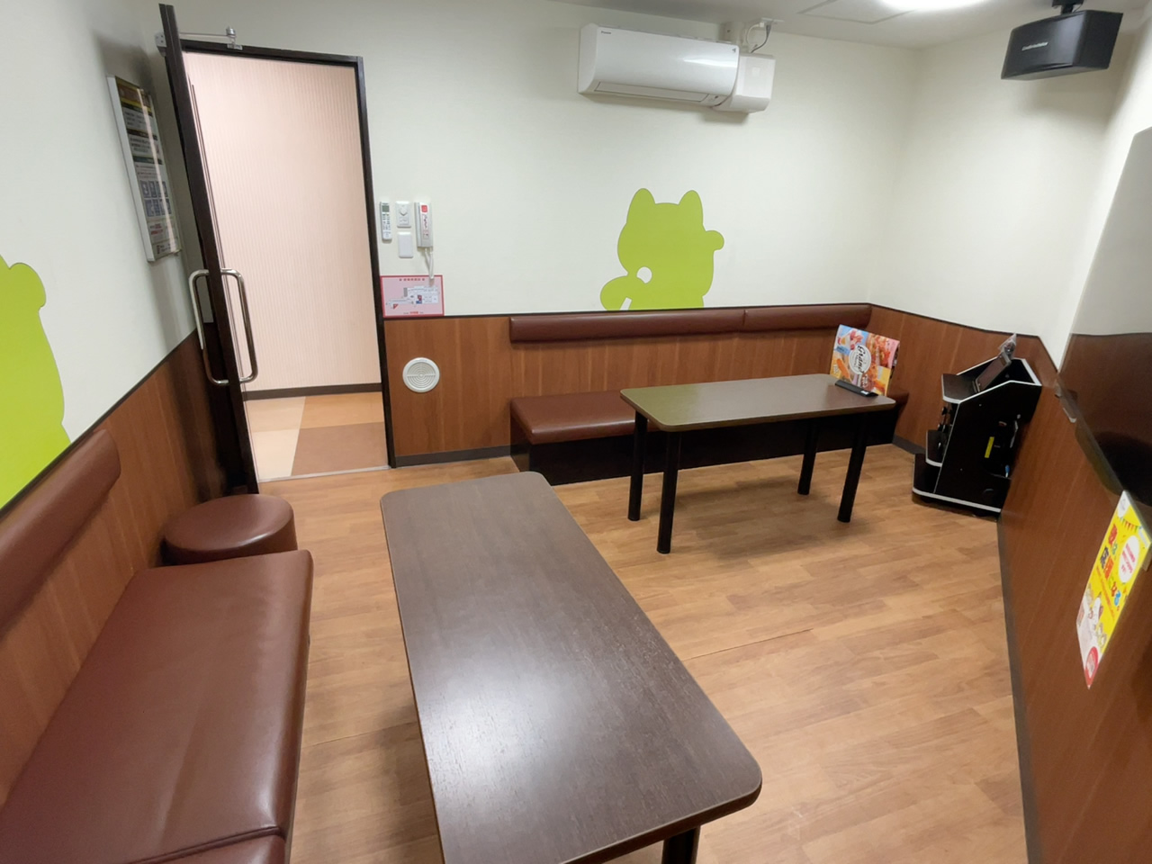 カラオケまねきねこ飯塚店ルーム