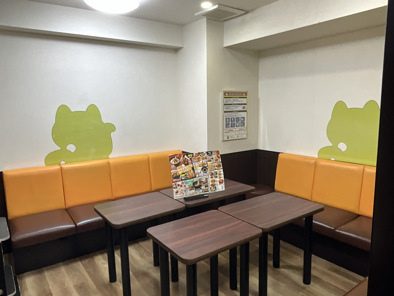カラオケまねきねこ日ノ出町駅前店ルーム
