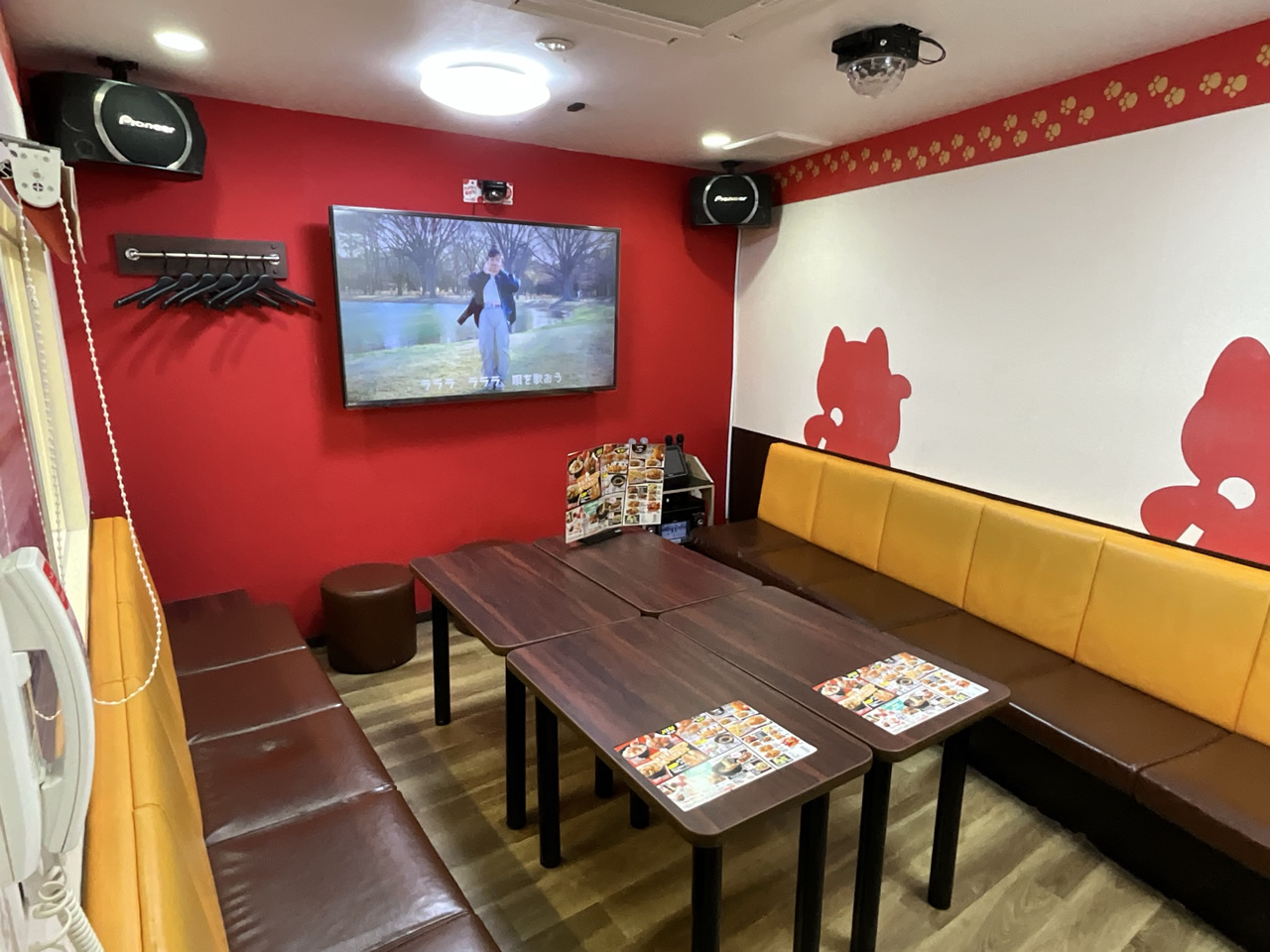 カラオケまねきねこ渋谷ちとせ会館店ルーム