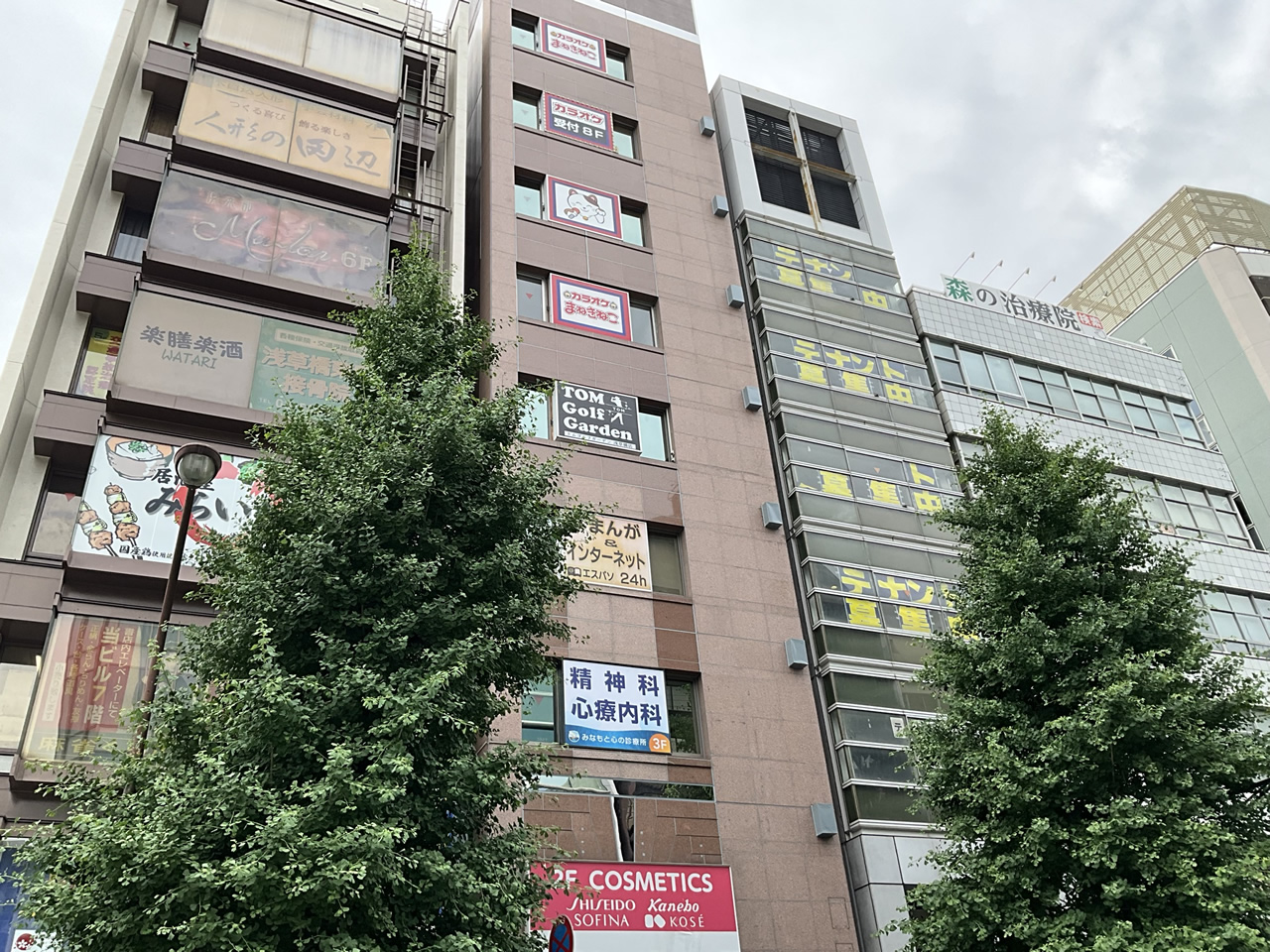 カラオケまねきねこ浅草橋東口店外観