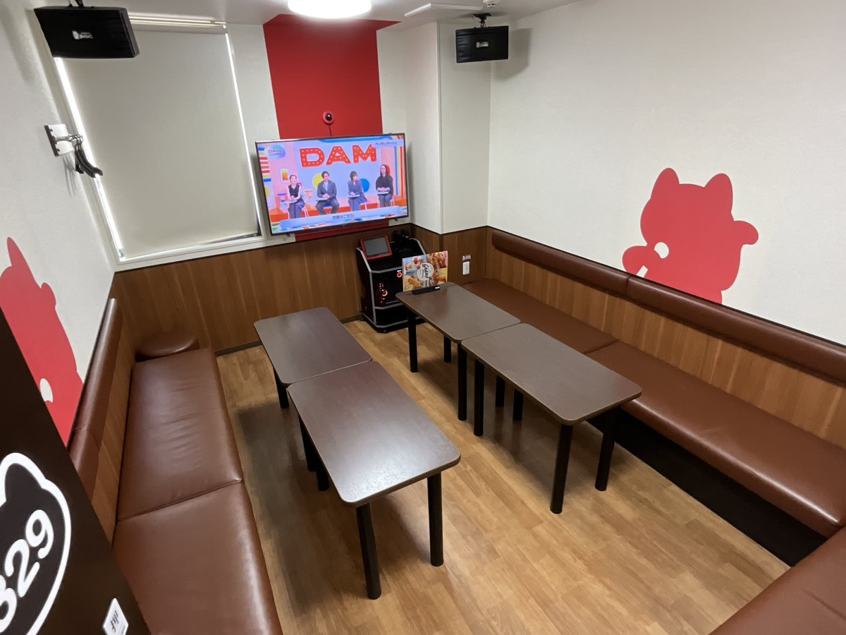 カラオケまねきねこ千葉駅前２号店ルーム