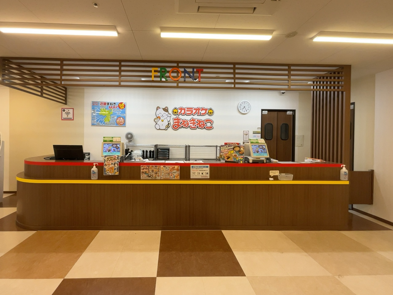 カラオケまねきねこ南海通り店フロント