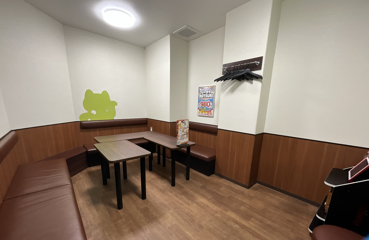 カラオケまねきねこ古川駅前店ルーム