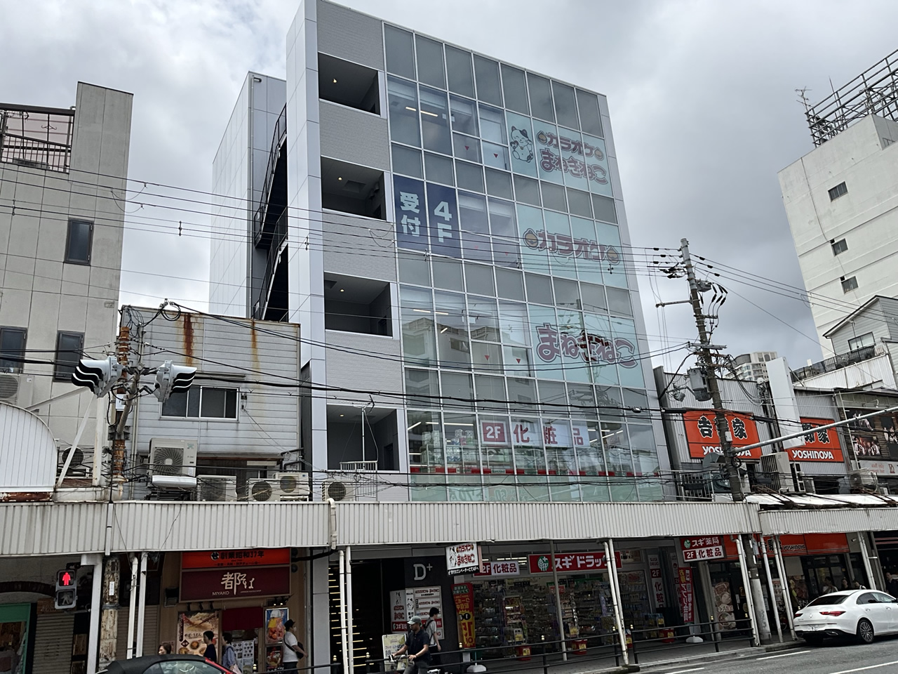 カラオケまねきねこ鶴橋店外観
