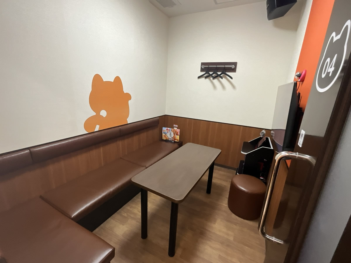 カラオケまねきねこひたちなか店ルーム