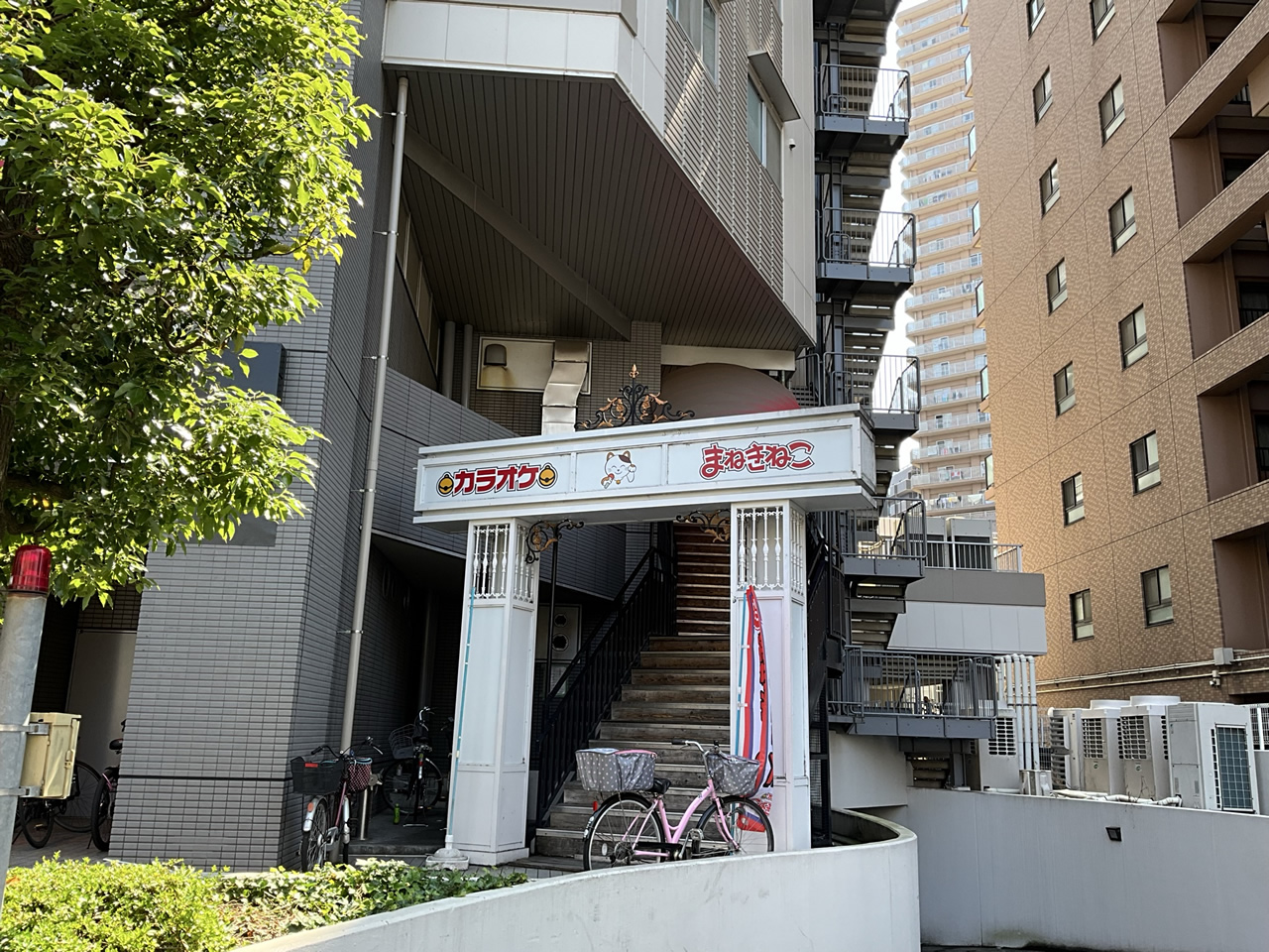 カラオケまねきねこ船堀駅前店外観