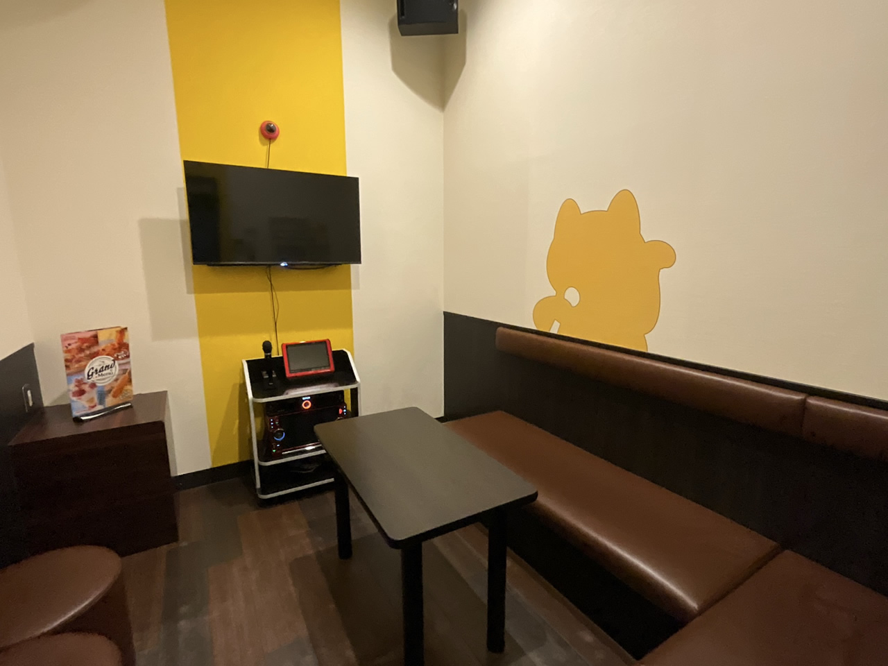 カラオケまねきねこ南林間店ルーム