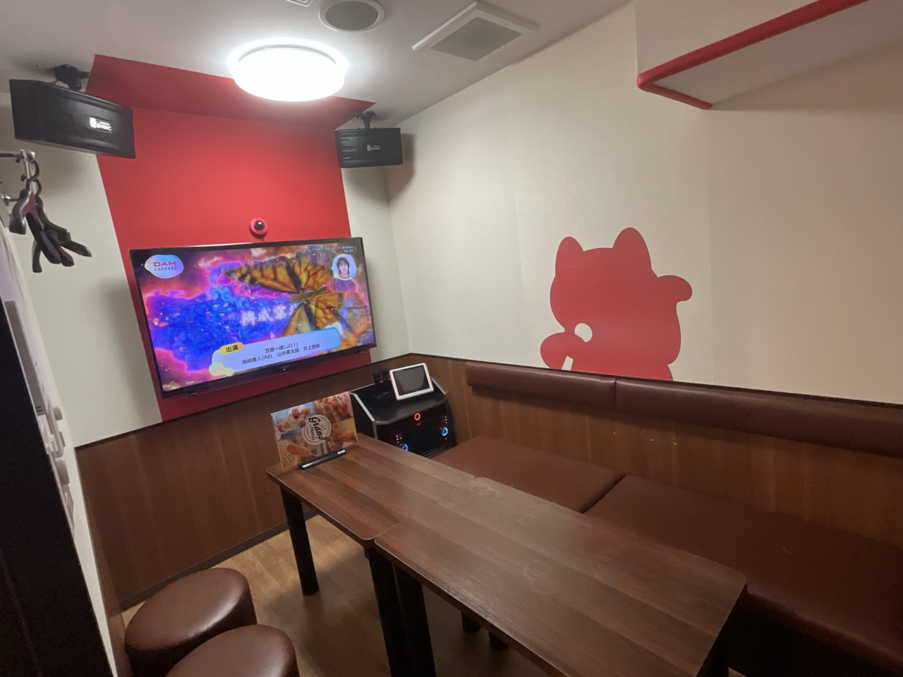 カラオケまねきねこ茶屋町店ルーム