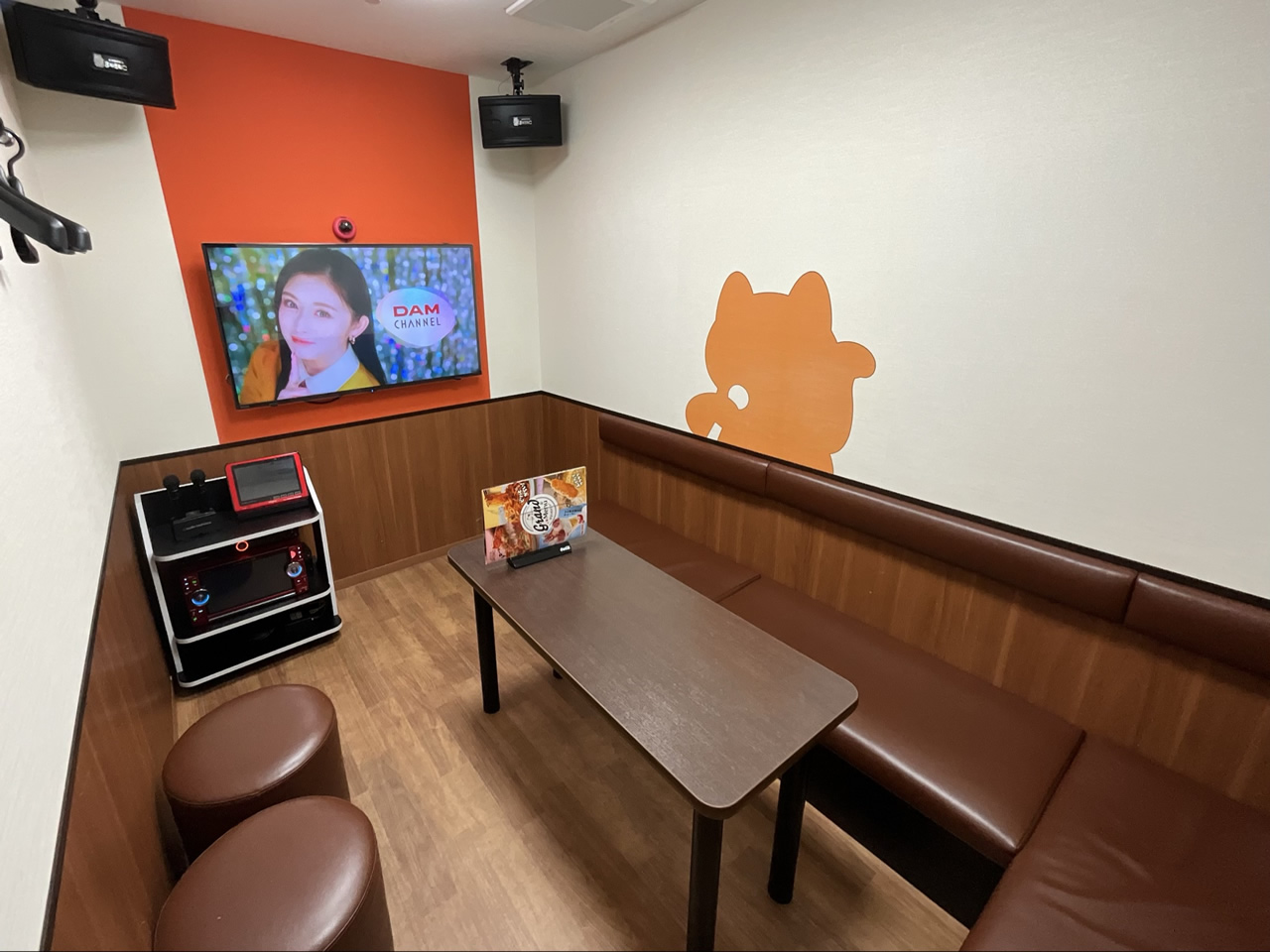 カラオケまねきねこ香里園店ルーム