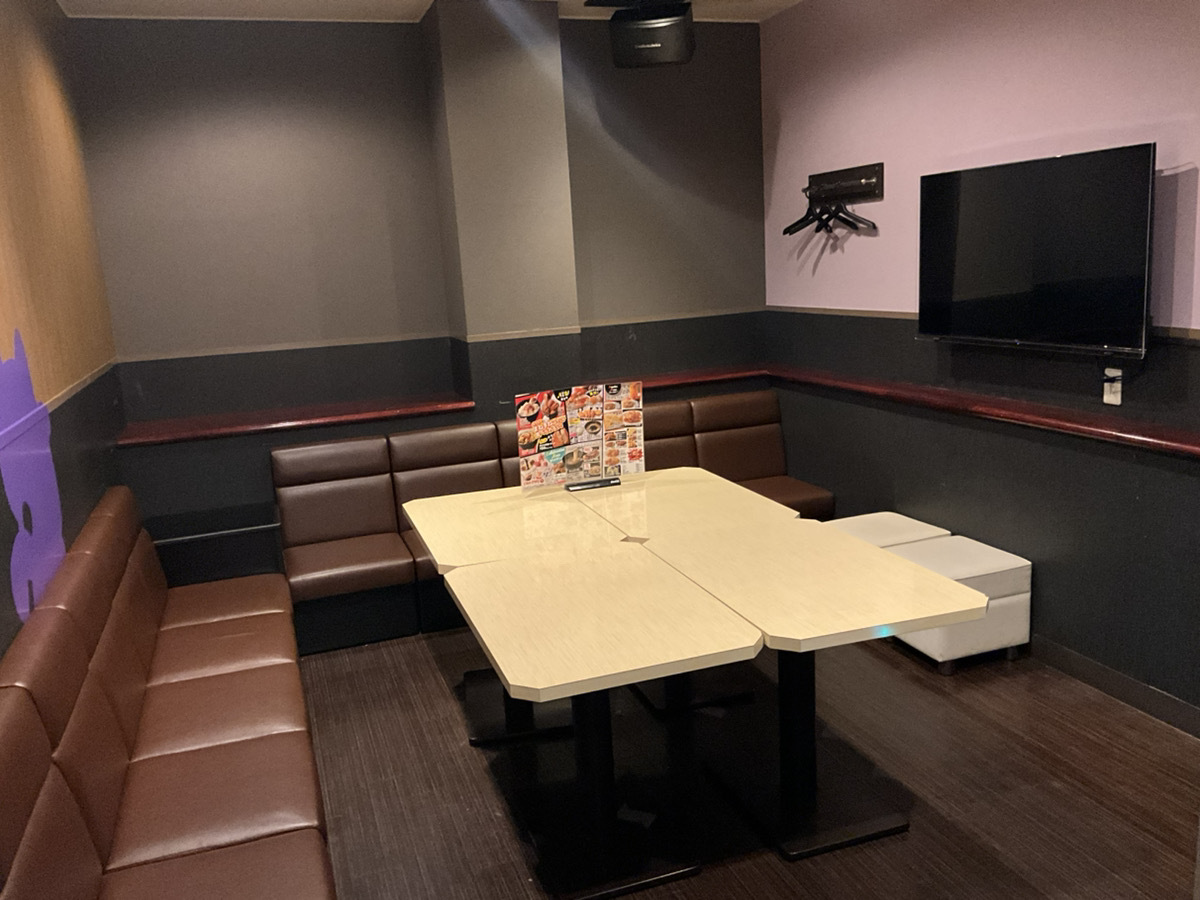 カラオケまねきねこ徳島紺屋町店ルーム